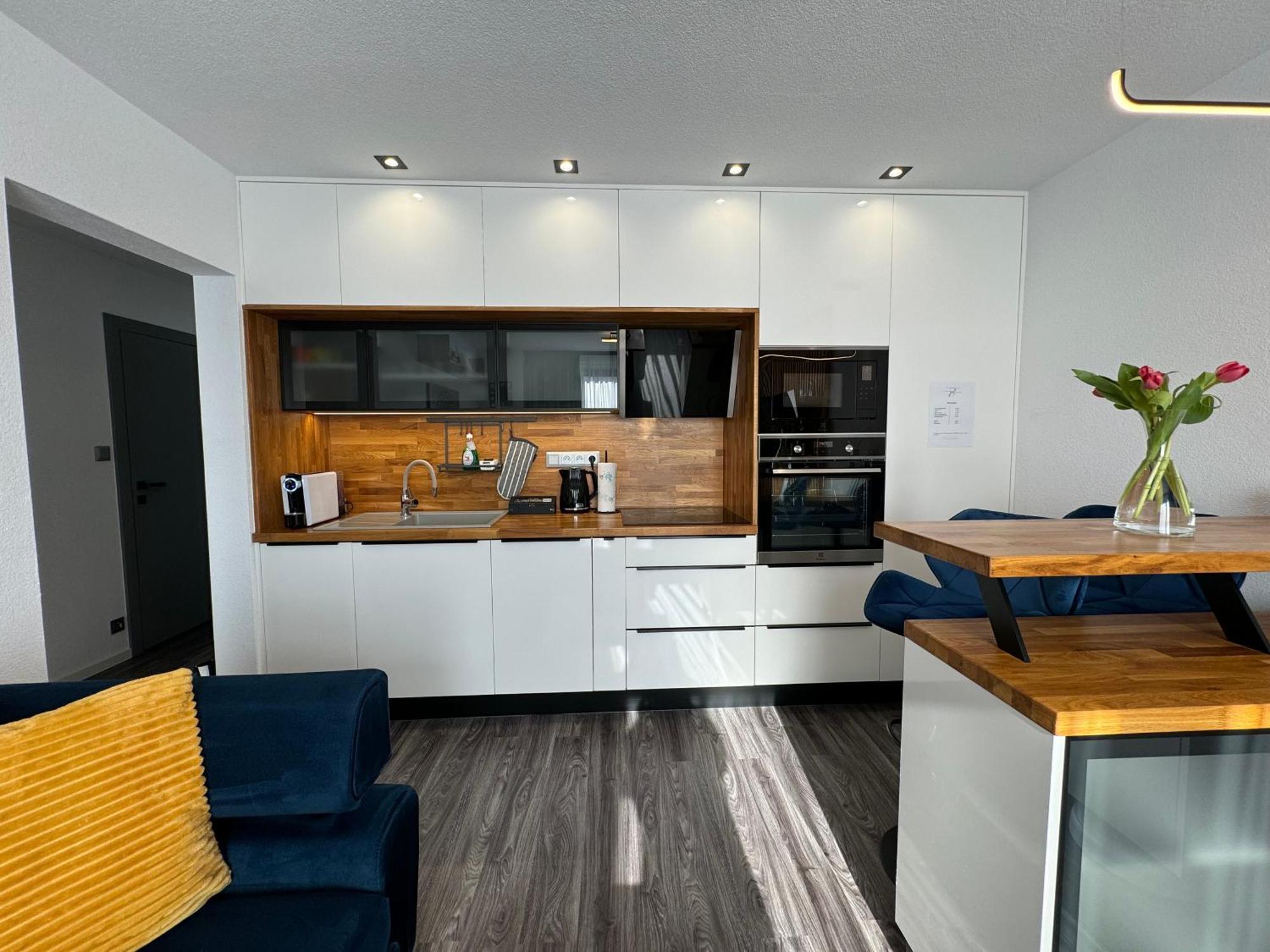 Apartman Piccoladuo V Banskej Bystrici バンスカー・ビストリツァ エクステリア 写真